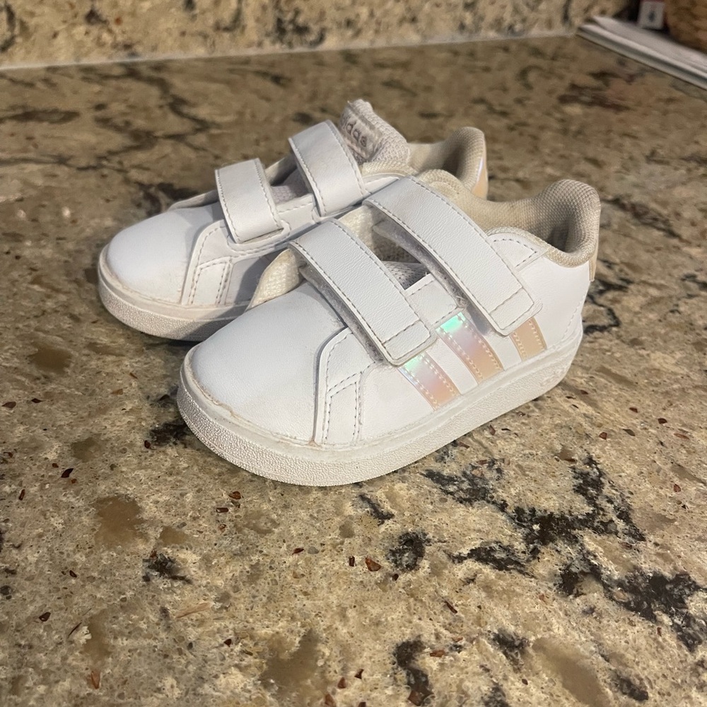Toddler Girl iridescent adidas size 6